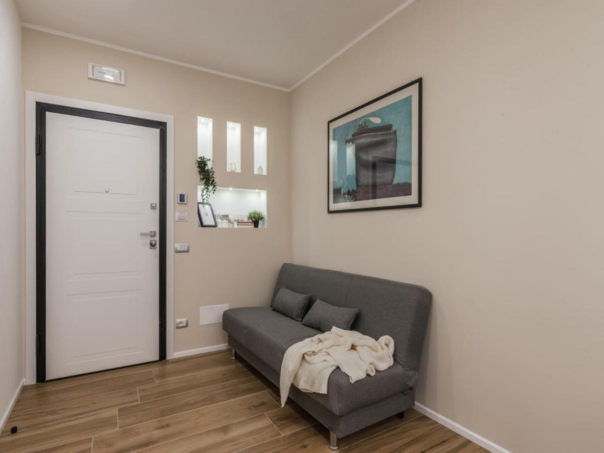 The Best Rent - Modern Three-Bedroom Apartment A Few Steps From The Colosseum Exterior photo
