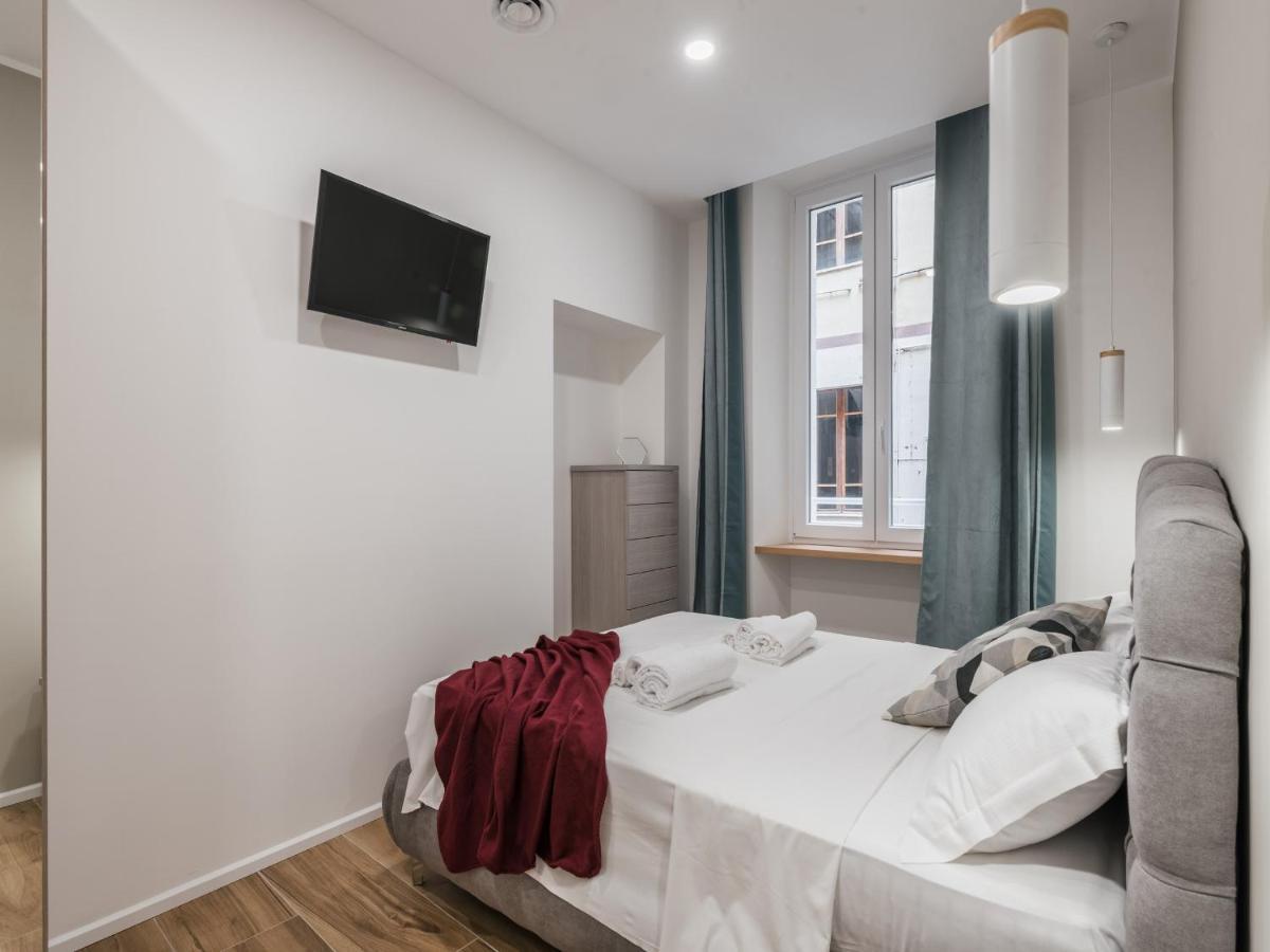 The Best Rent - Modern Three-Bedroom Apartment A Few Steps From The Colosseum Exterior photo